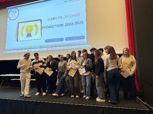 bacheliers 2025 sur scene